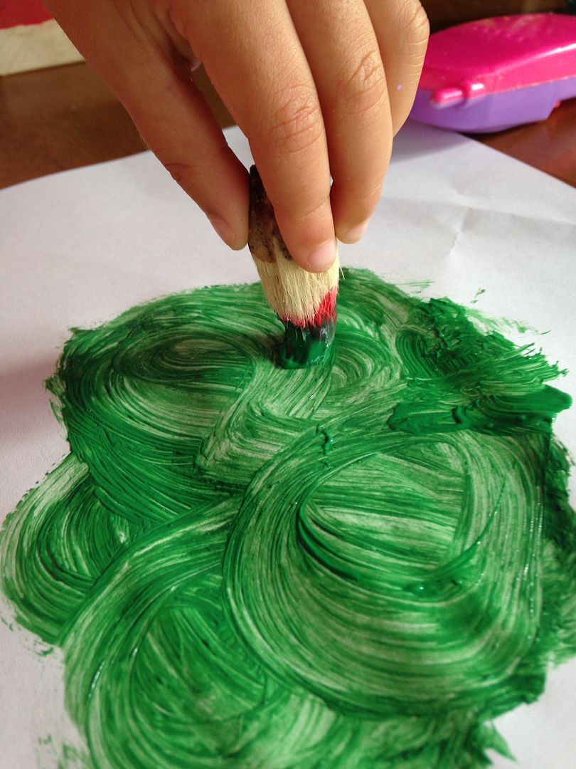 photo Hala_Brush.jpg