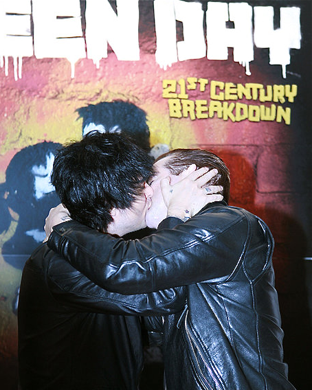 GreenDayPhotoshoot78.png