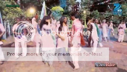 photo q_zpscd57f881.jpg